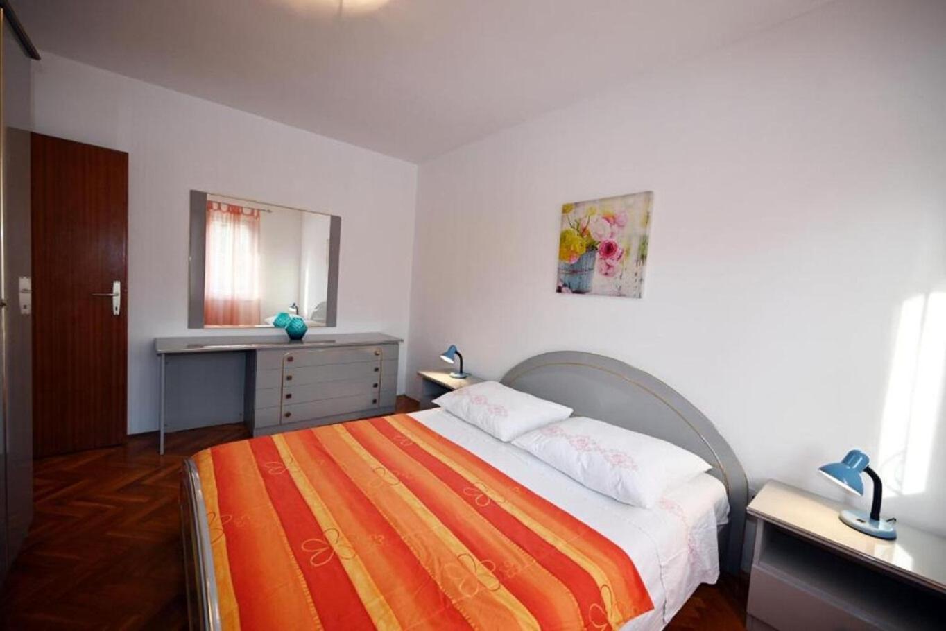 Apartment Mihovilovic Слатине Екстериор снимка