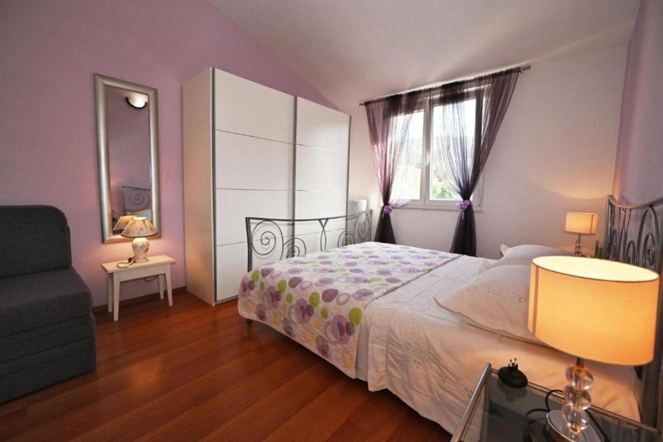 Apartment Mihovilovic Слатине Екстериор снимка