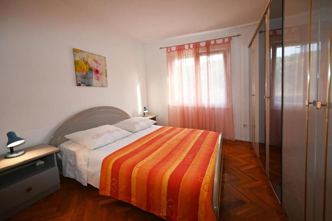 Apartment Mihovilovic Слатине Екстериор снимка