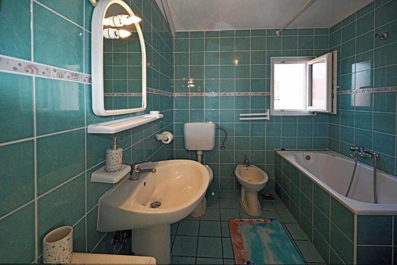 Apartment Mihovilovic Слатине Екстериор снимка