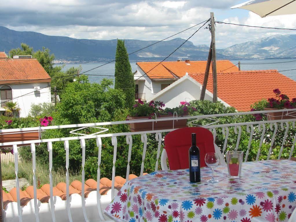 Apartment Mihovilovic Слатине Екстериор снимка
